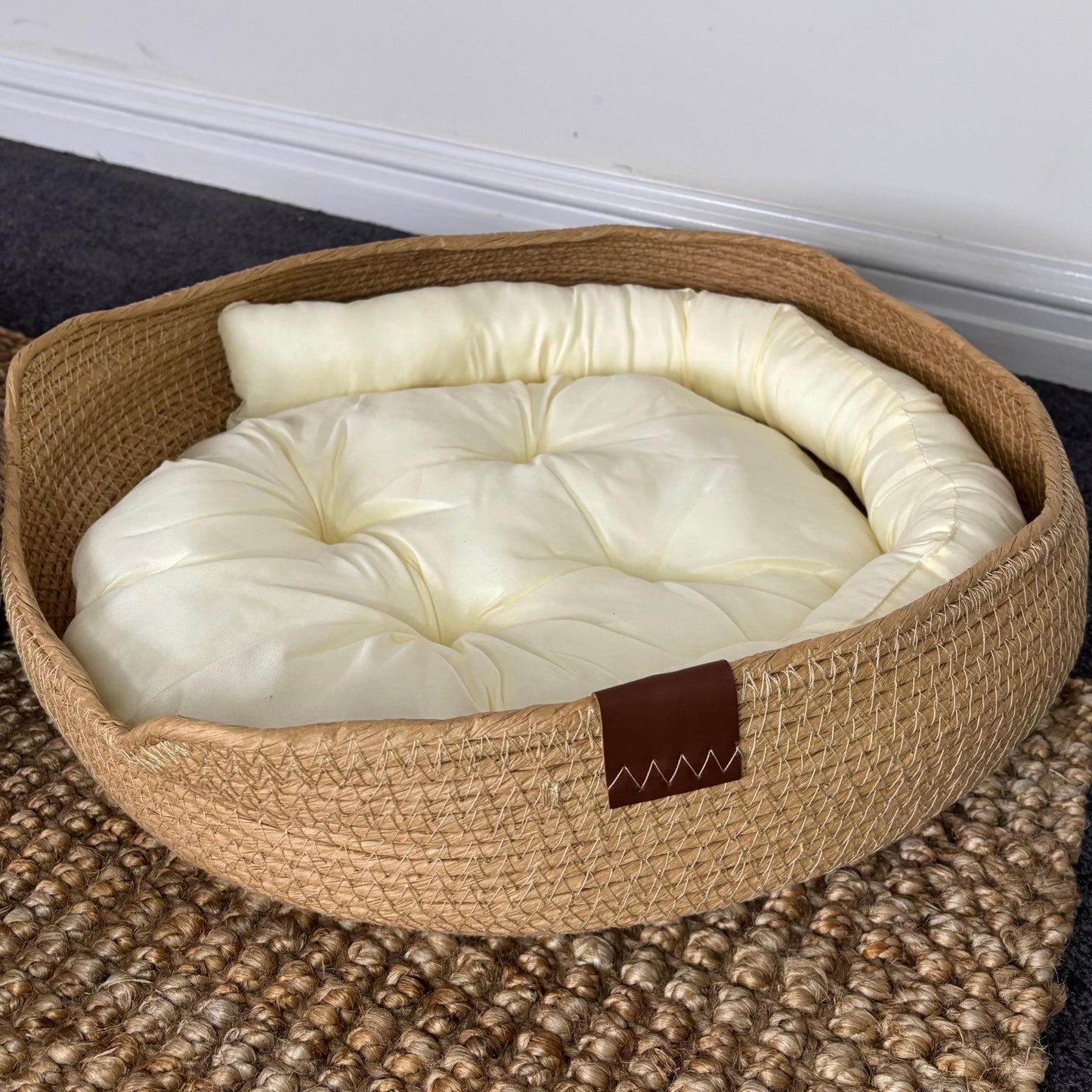 Handmade Natural Rattan Dog Sofa Bed – 45cm Premium Pet Nest